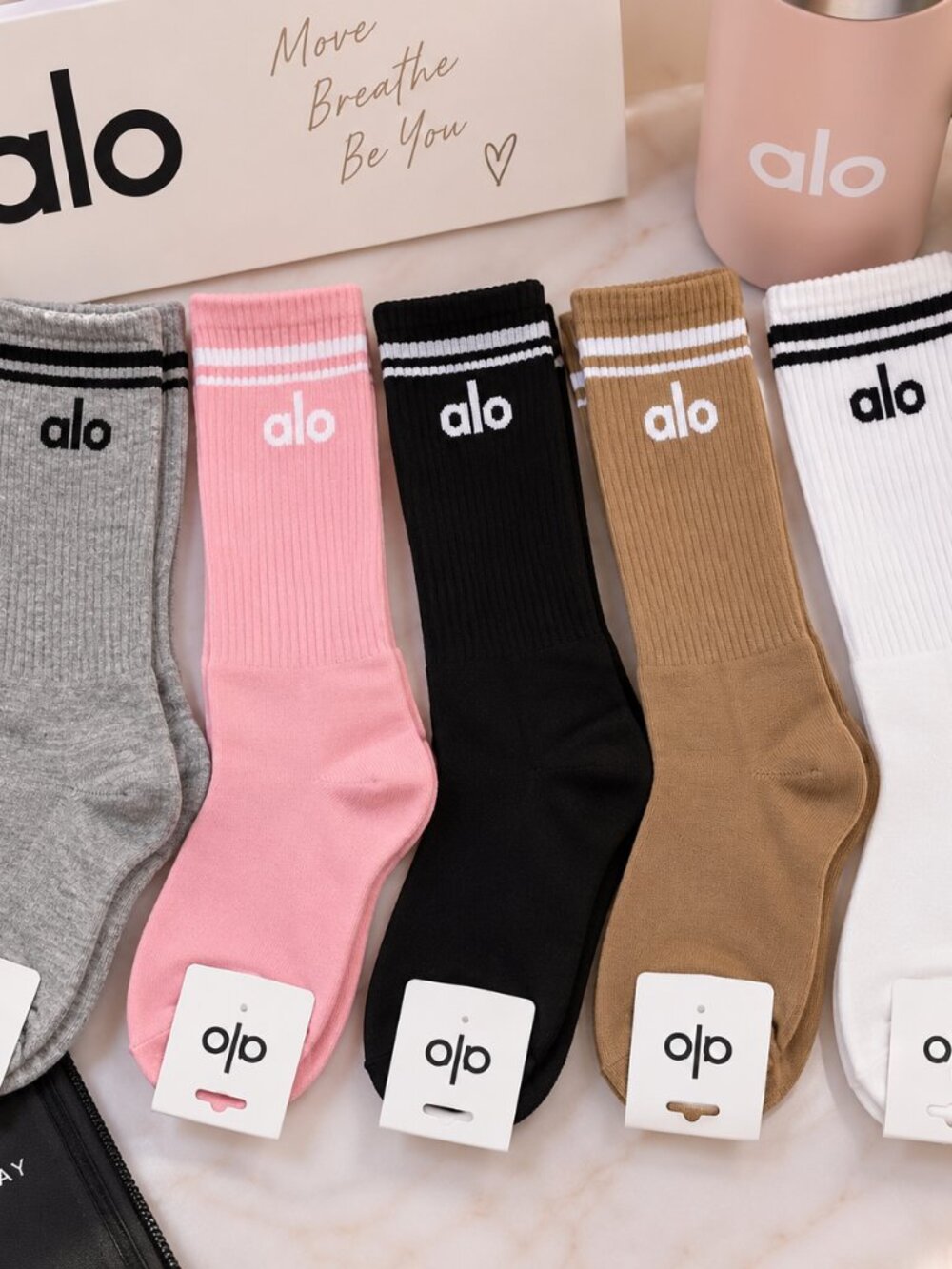 ALO Yoga Athletic Crew Socks